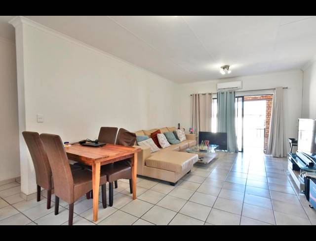 3 BEDROOM APARTMENT FOR SALE IN NEWMARKET
